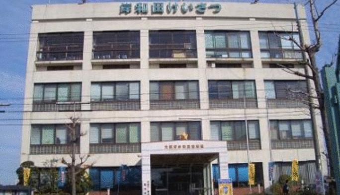 【速報】バイクと車が接触　バイクの運転手は大けがか　ひき逃げ事件として逃げた車の行方を捜査　大阪・岸和田市の交差点