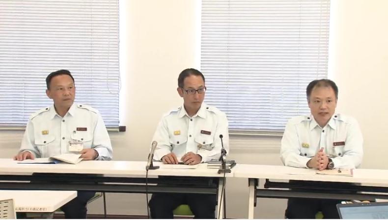 【速報】救急搬送中の救急車が事故　バイク運転の１９歳男性が首の骨を折り重傷　搬送中の男性ら２人もけが　　京都市消防局　　　