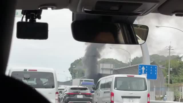 【速報】名神高速上り線で故障車火災　けが人なし　２車線を規制　大阪・茨木市