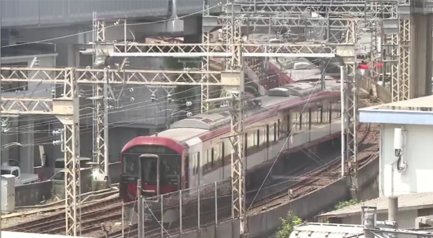 【速報】近鉄京都線の脱線事故　会社が調査続けるも「トングレール」から何らかの理由で車輪が乗りあがり脱線したとの見方示す