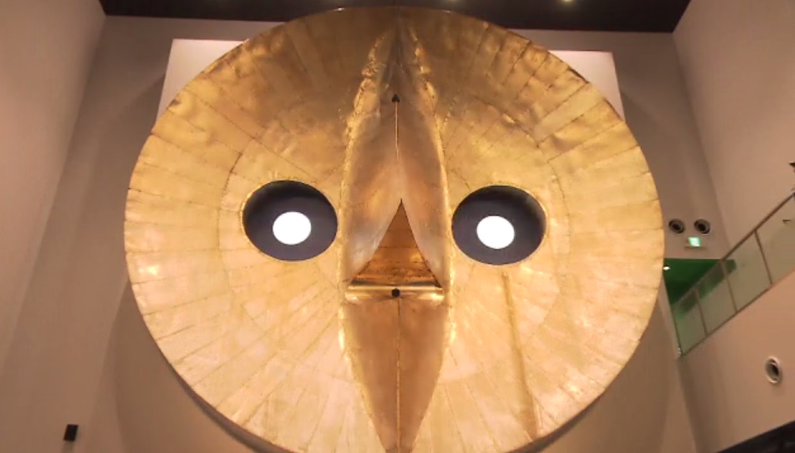 まさに万博の“顔”「太陽の塔」の“初代・黄金の顔”　1970年大阪万博を懐かしむ展示施設がオープン