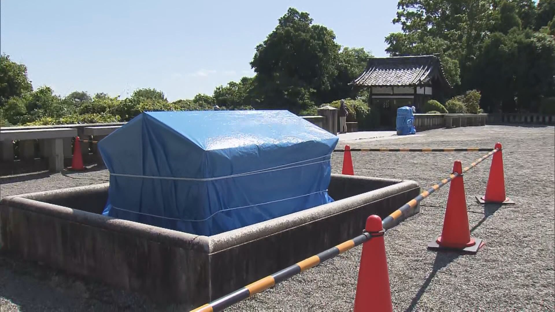 高校生が「明治天皇陵」に落書きか「警察に捕まらないと思った」知人の名前をスプレーで記す