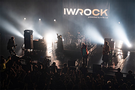 「IWA ROCK」