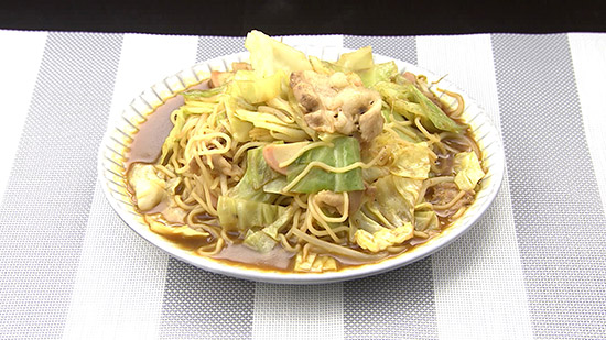 「つゆだくカレー焼きそば」