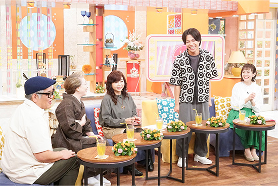 兵動大樹（矢野・兵動）、 西川ヘレン、ハイヒールモモコ、重岡大毅（ジャニーズＷＥＳＴ）、高橋真理恵（関西テレビアナウンサー）