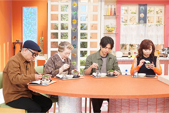 兵動大樹（矢野・兵動）、 西川ヘレン、ハイヒールモモコ、重岡大毅（ジャニーズＷＥＳＴ）、高橋真理恵（関西テレビアナウンサー）