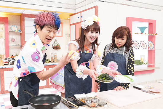 ハイヒールモモコ、かつみ、さゆり