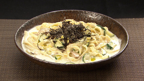フライパンひとつでレモンクリームパスタ