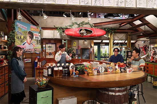 田中友梨奈（カンテレアナウンサー）、石田明（NON STYLE)、安田章大（SUPER EIGHT）、岡村隆史（ナインティナイン）