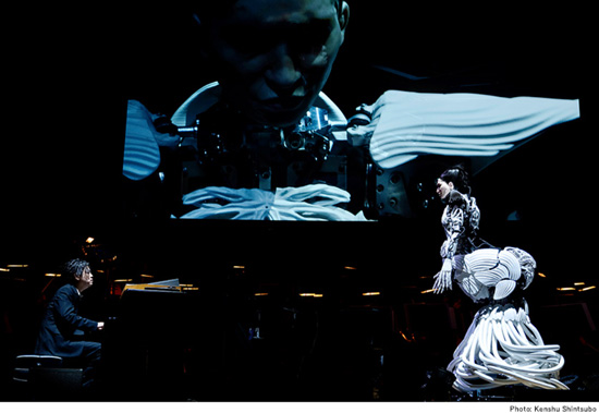 渋谷慶一郎 アンドロイド・オペラ「MIRROR」 -Deconstruction and Rebirth-解体と再生-