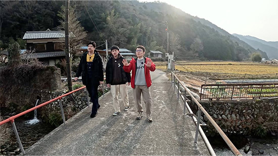 からし蓮根(伊織、杉本青空)、市川(女と男)