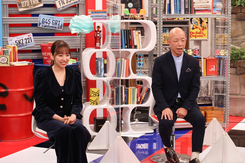 新内眞衣、小峠英二(バイきんぐ)