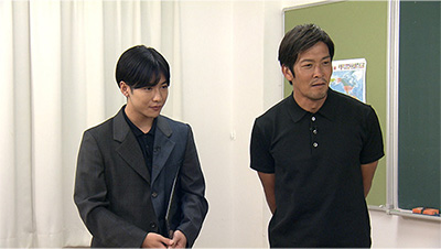 秦アナウンサー、加地亮（元ガンバ大阪など）