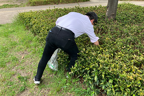 5月30日（ごみゼロの日） 今年も扇町公園の清掃を行いました