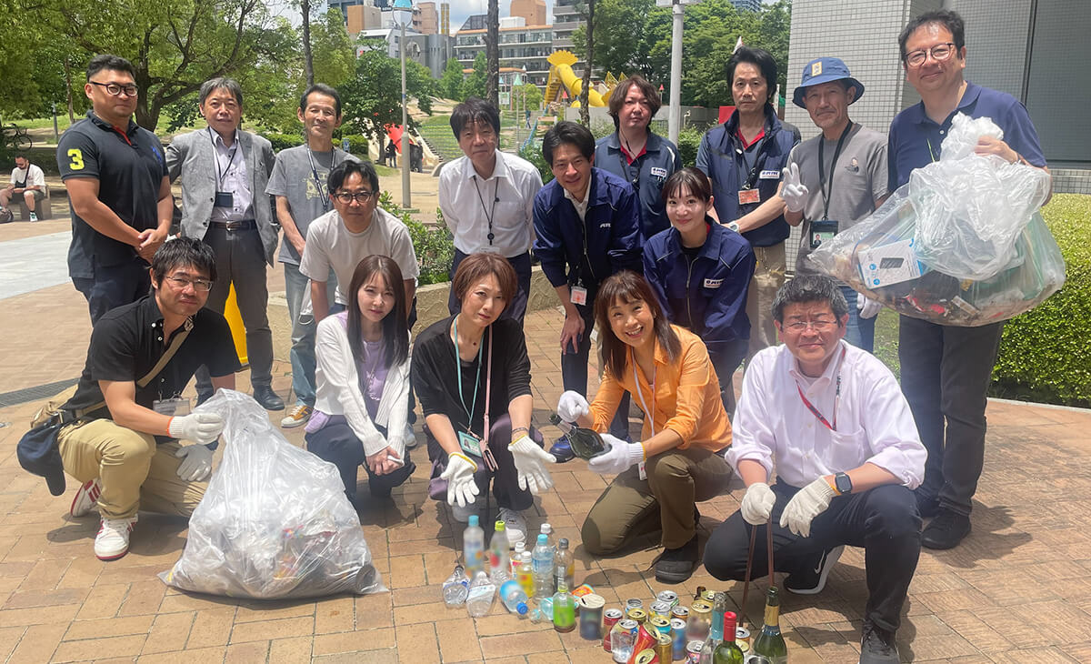 5月30日（ごみゼロの日） 今年も扇町公園の清掃を行いました