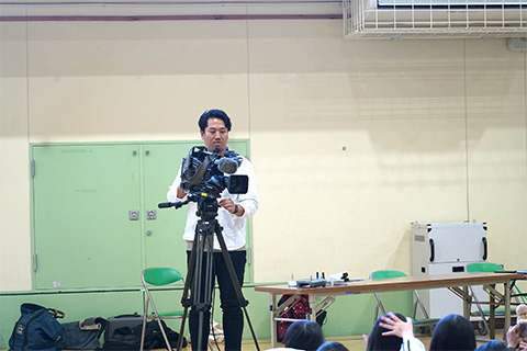 みんなでニュースを作ろう！わたしも、ぼくもカメラパーソン！