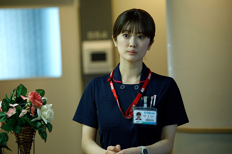 顔のない患者-救うか、裁くか-