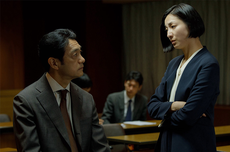 顔のない患者-救うか、裁くか-