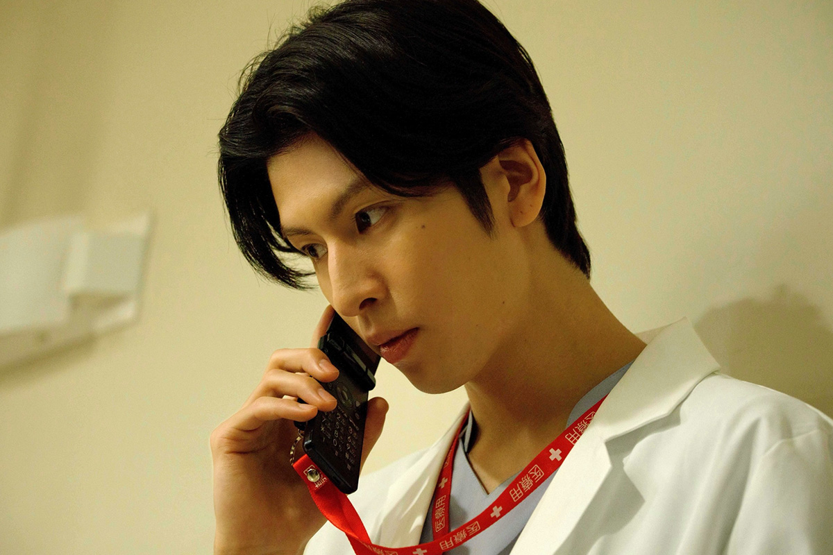 顔のない患者-救うか、裁くか-