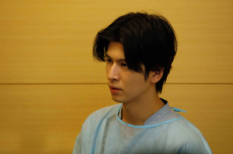 顔のない患者-救うか、裁くか-