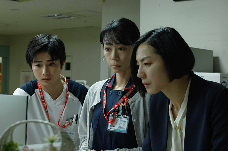 顔のない患者-救うか、裁くか-