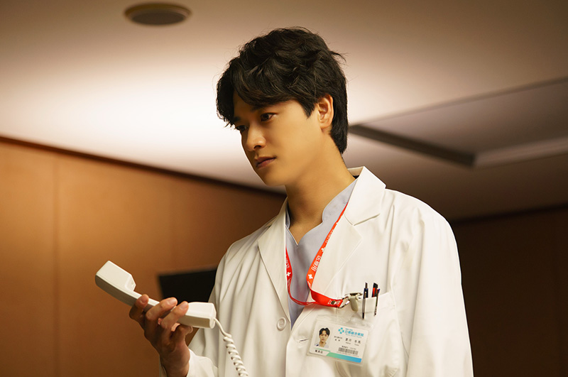 顔のない患者-救うか、裁くか-