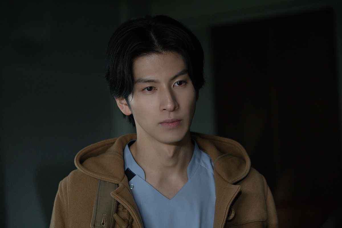 顔のない患者-救うか、裁くか-