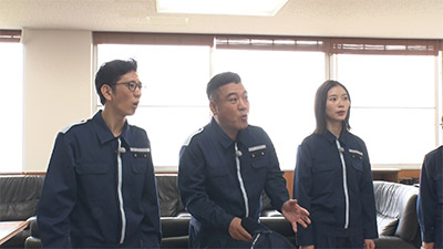 アンタッチャブル、朝日奈央 
