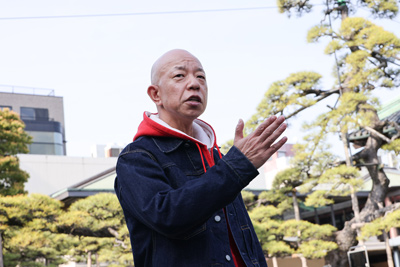 小峠英二（バイきんぐ）