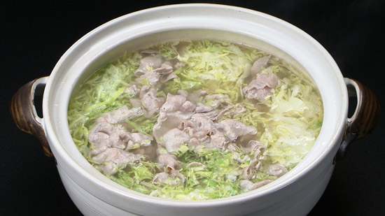 水田信二さん考案「豚とキャベツの千切り鍋」