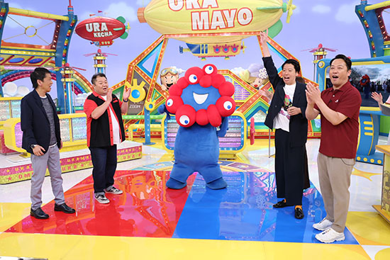 ブラックマヨネーズ（吉田敬、小杉竜一）、ミャクミャク、藤崎マーケット（トキ、田崎佑一）