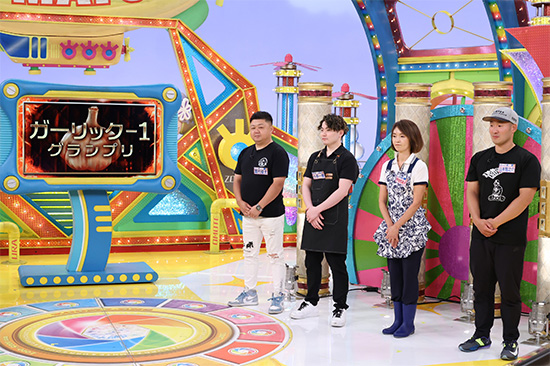 餃子酒場 目茶苦茶・萬代優太さん、にんにく焼肉チャッカ・小仲一綺さん、薩摩っ子ラーメン・伊地知英子さん、牛もつ鍋専門店 やま本・山本龍之介さん