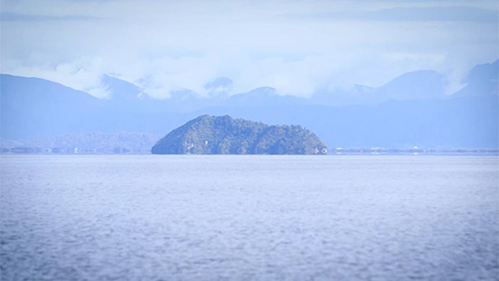 竹生島