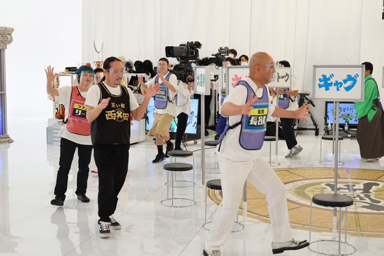 笑い飯 西田 錦鯉 長谷川 アルコ&ピース 平子 ハリセンボン はるか すゑひろがりず 南條 すゑひろがりず 三島 ロングコートダディ 堂前 霜降り明星 せいや 霜降り明星 粗品 オズワルド 伊藤 サツマカワRPG どんぐりたけし Yes!アキト ラランド サーヤ