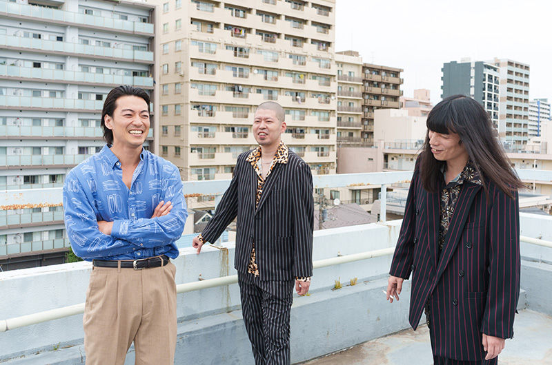 大東駿介、小林圭輔、友保隼平/金属バット